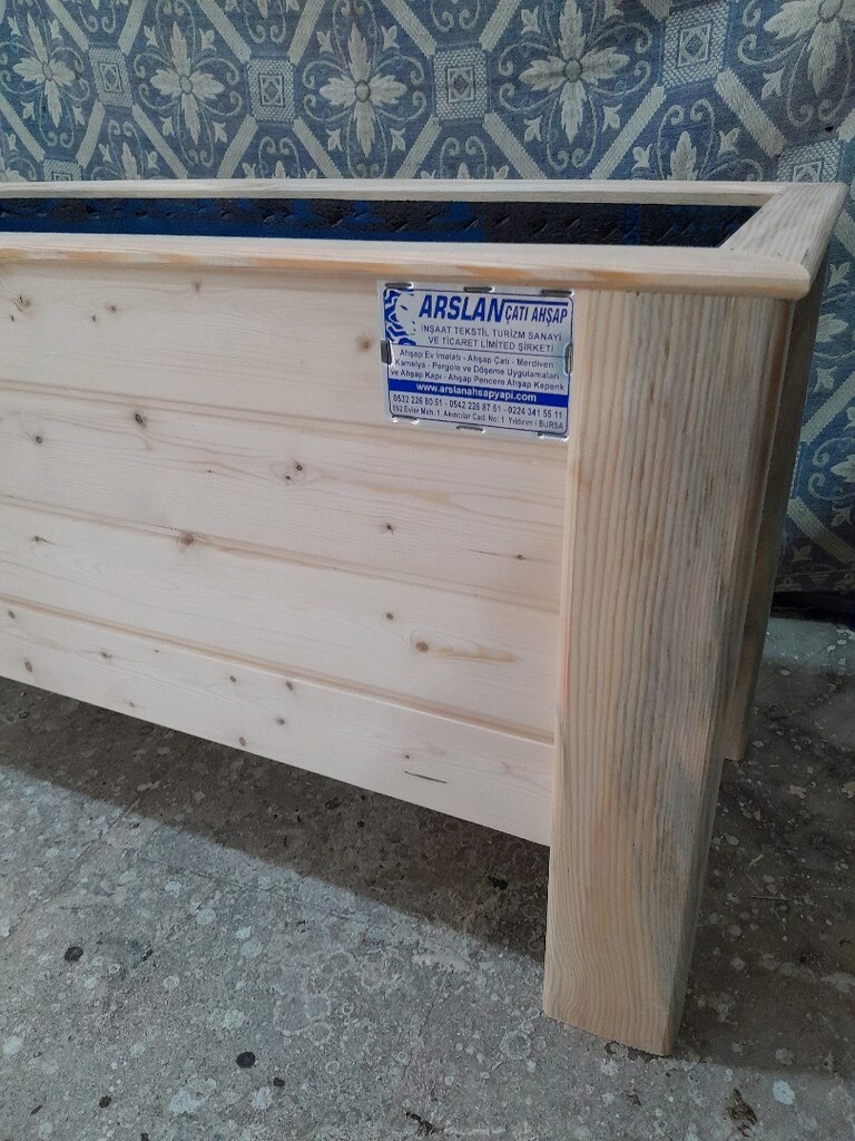 Ahşap saksı - çiçeklik - 13