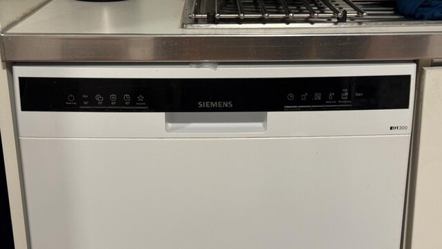Siemens iQ300 Serbest Durumlu Bulaşık Makinesi