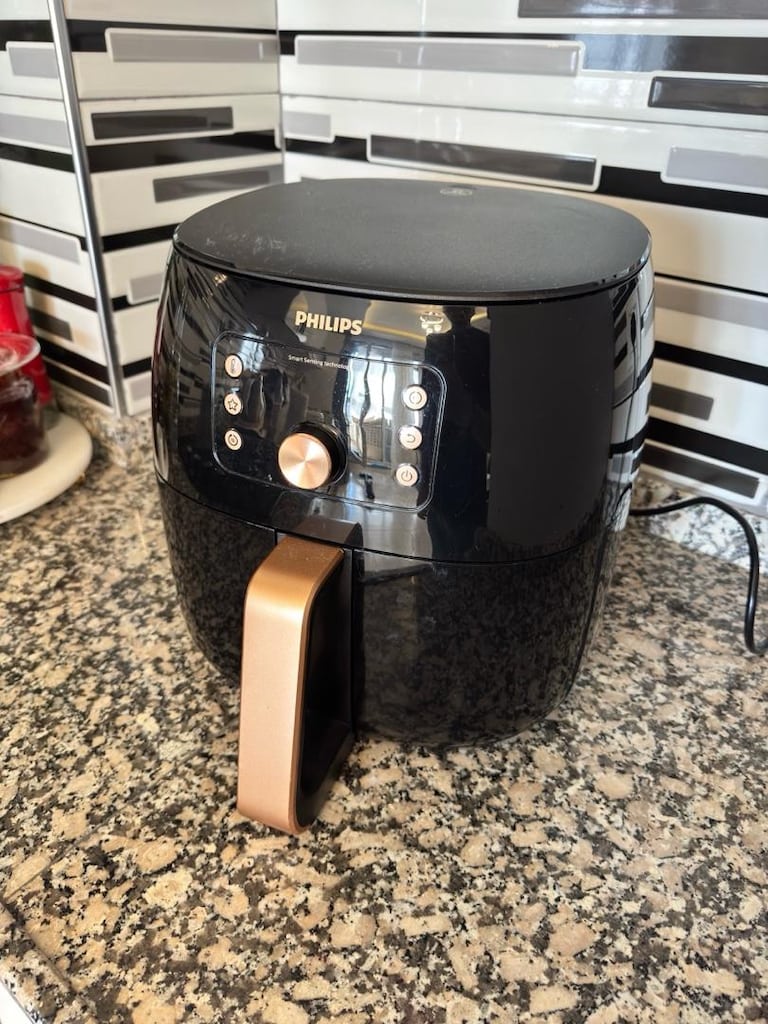 Temiz az kullanılmış Philips HD9867/90 Premium Airfryer XXL Fritöz