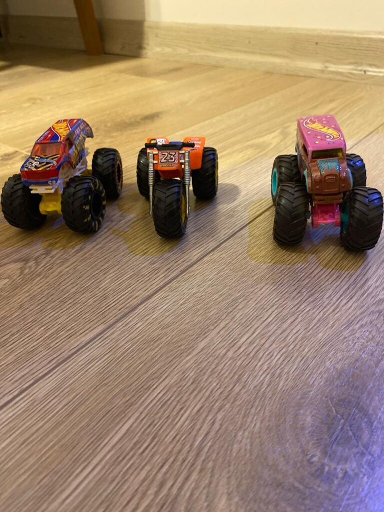 Monster Truck Hotwheels - 3