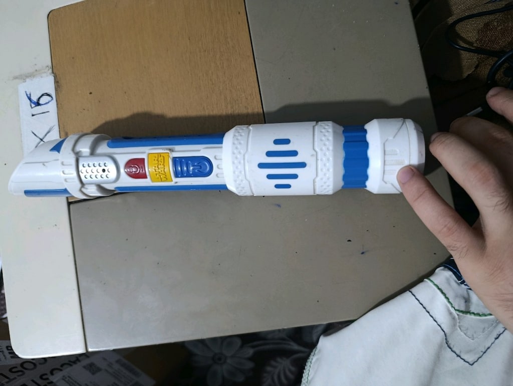 Satılık Star Wars Scream Saber Elektronik Işın Kılıcı – Hasbro markası - 4