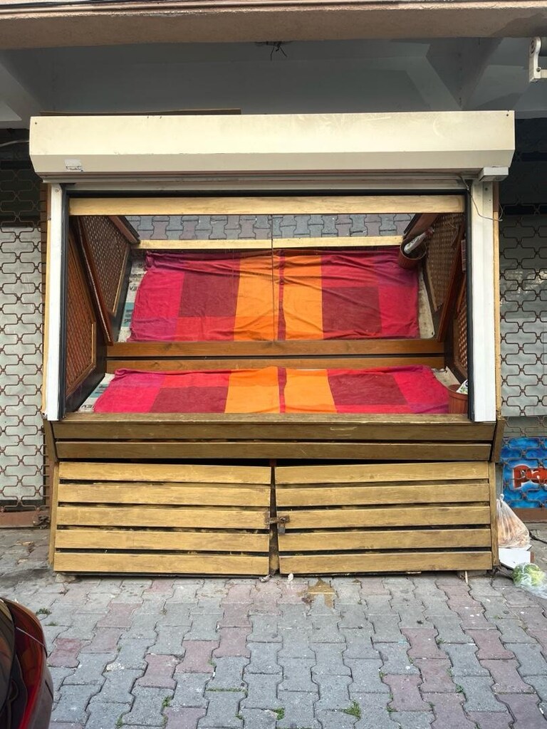 ACİL SATILIK KEPENKLİ MANAV TEZGAHI - 2