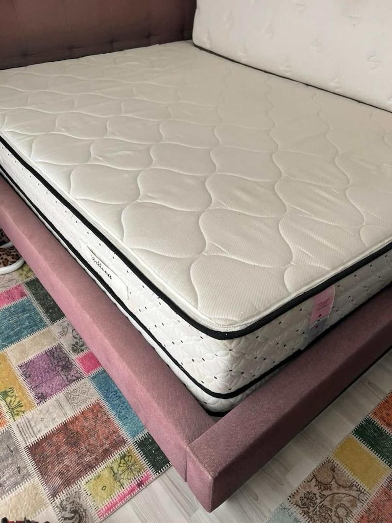çift kişilik yatak 2 adet ve karyola - 2