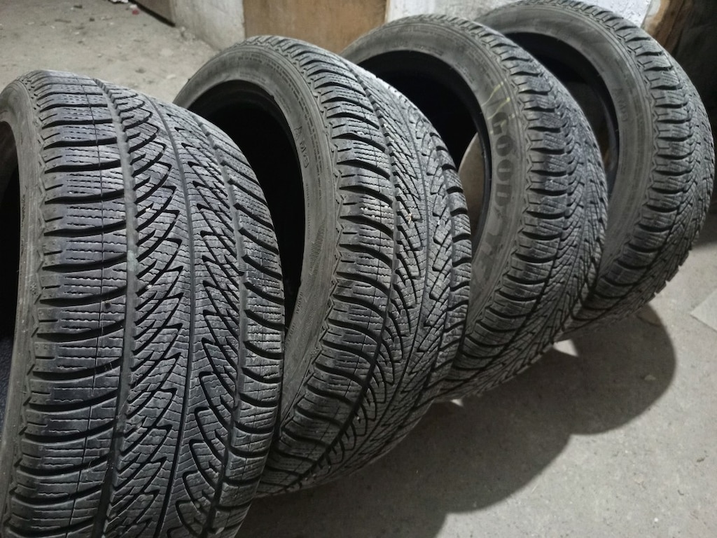 225/45/17 Goodyear 2022 kışlık sıfır sayılır yama yok - 3