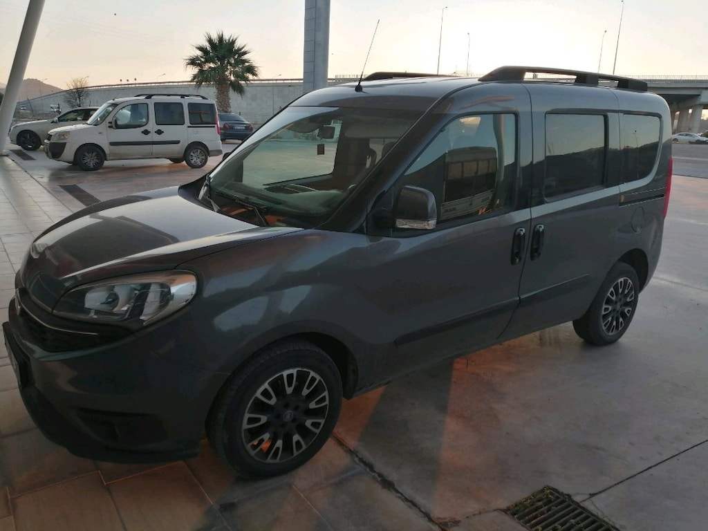 Fiat Doblo premium 2017 model 1.3 motor 58000 km temiz kazasiz. - 4