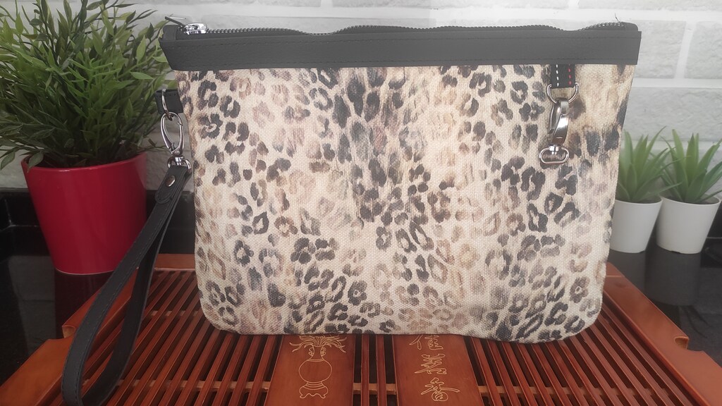 LEOPAR DESENLİ KADIN ÇANTA 20X30 CM - İÇİ TURUNCU, SIFIR ÜRÜN EVRAK - 2