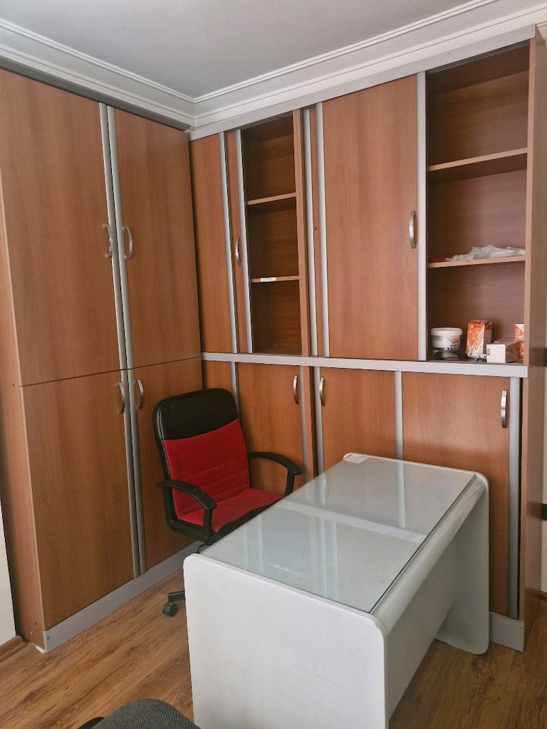 ofis eşyaları satılıktır. - 3