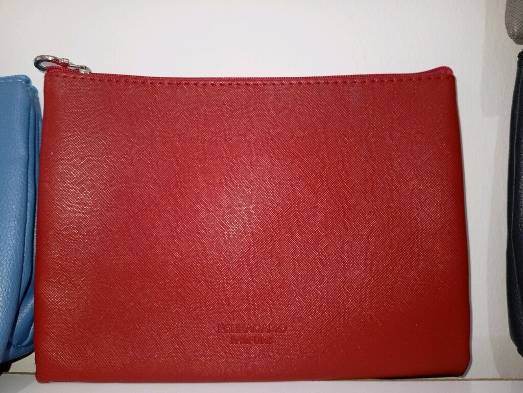 Salvatore Ferragamo THY Çanta ve Gördüğünüz Ürünler 1 Set Fiyatıdır — görsel 3/5