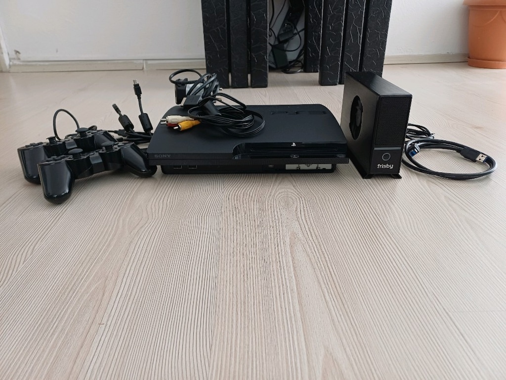 TB Harici Diskli PS3 Slim - 100+ Oyunlu Dev Arşiv (TLOU, RDR, GTA 5) - 2