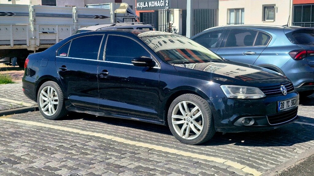 Bakımlı 8 yıllık sahibinden - 9