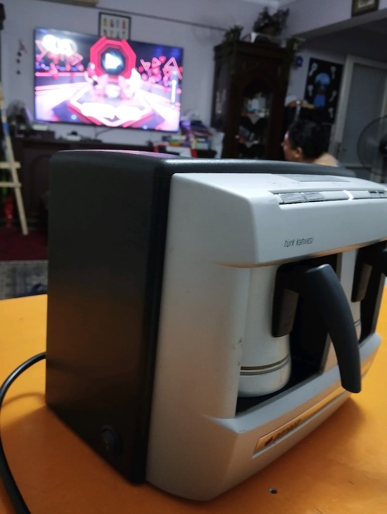 PHİLİPS 32 İNCH LCD TV. ve LG DVD OYN. ve BEKO İKİLİ KAHVE MAKİNASİ. - 18