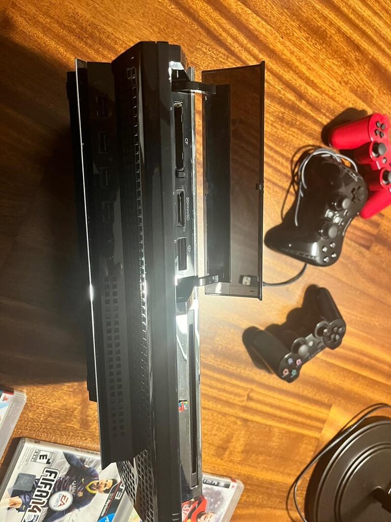 Playstation 3 fatkasa 3 kol + 10 oyun çok temiz (sadece set satılıktır - 6
