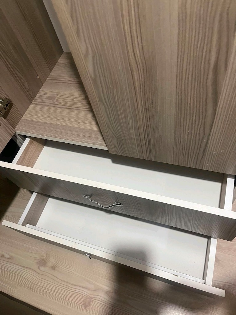 3 kapaklı gardırop - 5