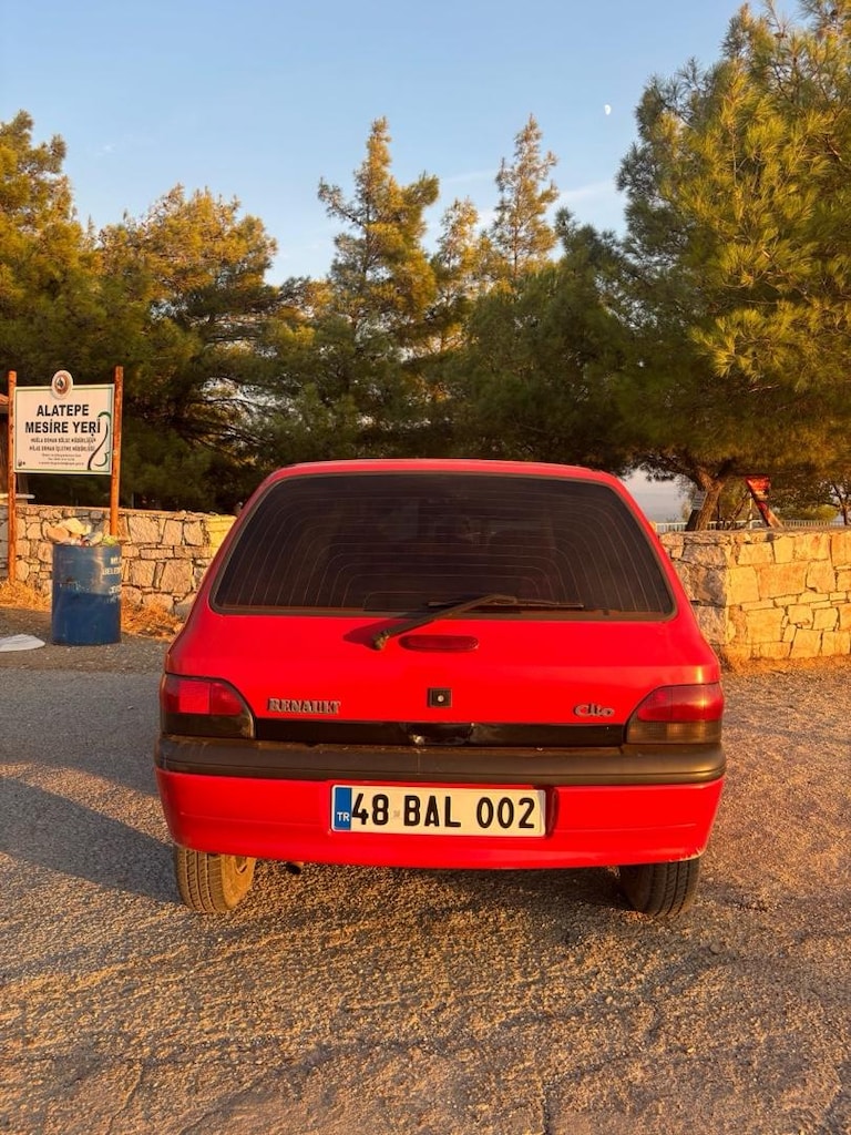 Klimalı Clio 1 - 2