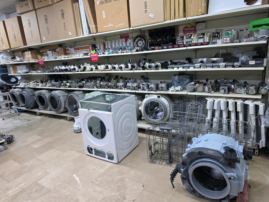Bulaşık Makinesi Sirkülasyon Yıkama Motoru Pompası Ariston LBF 31 - 7
