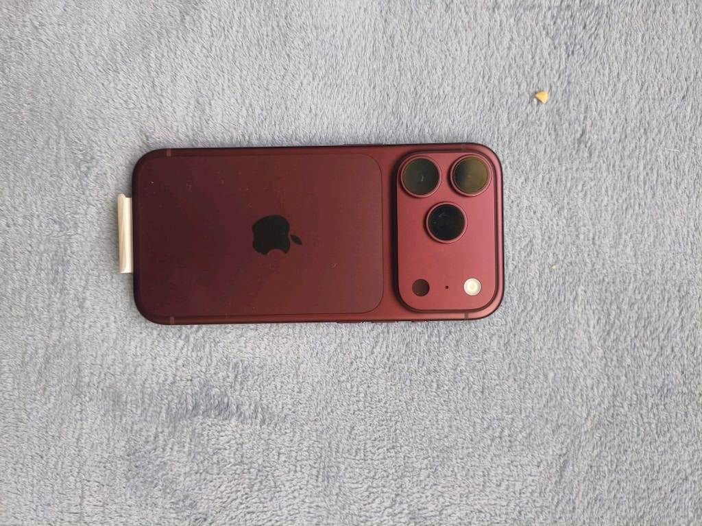 Apple 18 pro - 4