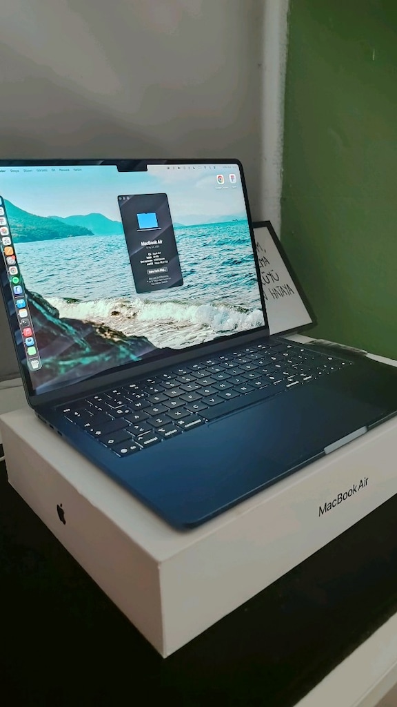 Apple MacBook Air M4 24 GB RAM 512 GB SSD 2025 - 2