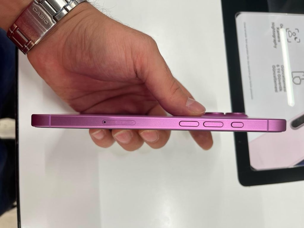 İPHONE 16 PLUS 128GB PEMBE - 3