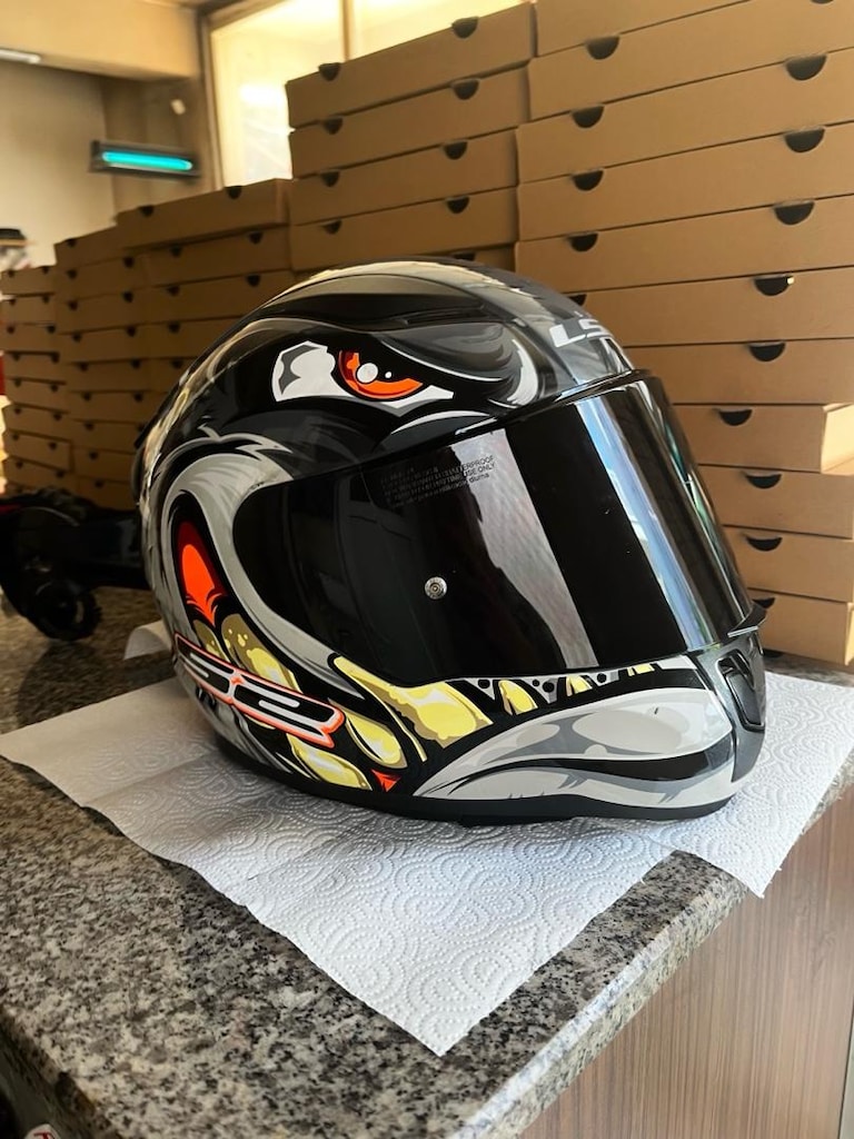 Az ve temiz kullanılmış ls2 kask - 3