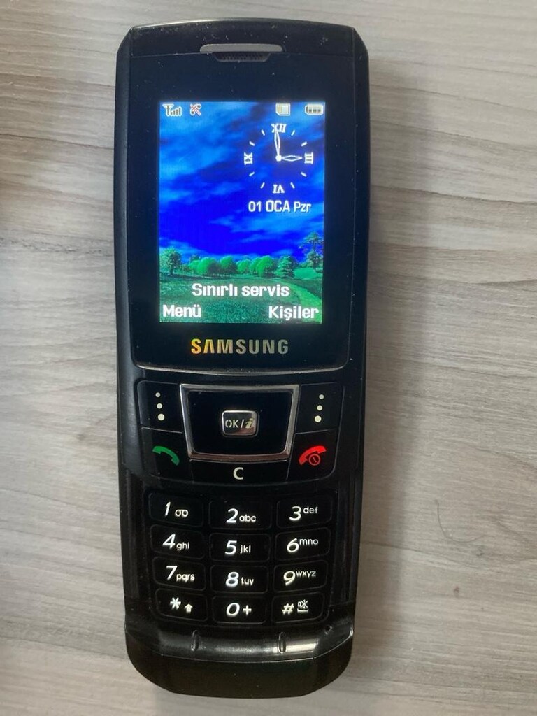 Samsung D900 cep telefonu
