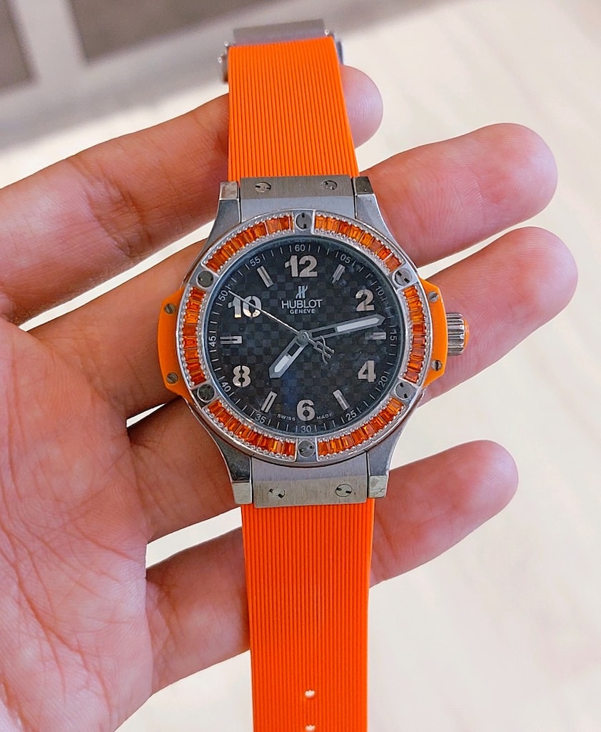 Hublot turuncu bayan saat