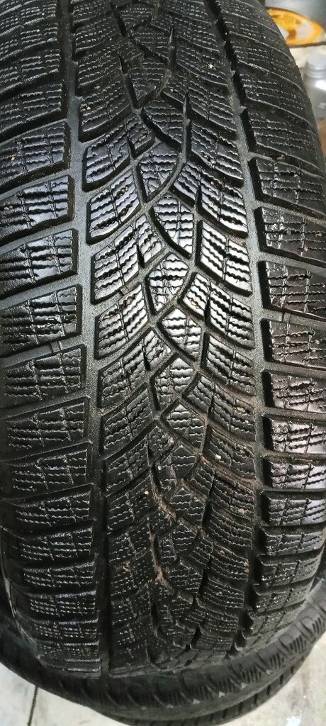 215 55 16 kışlık takım Goodyear marka - 10