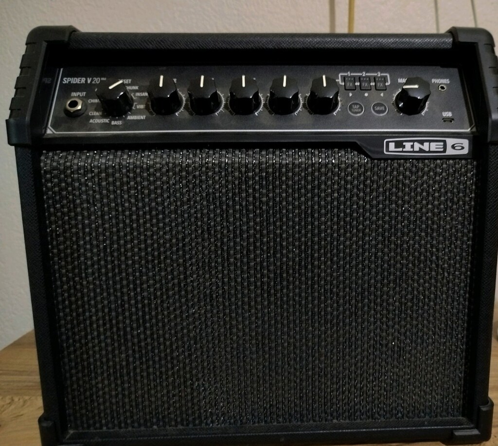 LINE 6 SPIDER V20 MKII-20 WATT ELEKTRO GİTAR AMFİSİ+GİTAR JAG KABLOSU - 2