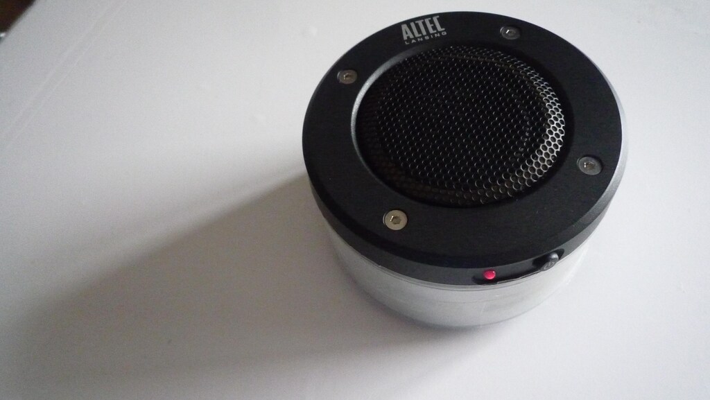 Altec Lansing iM227 Orbit MP3 Çalar Hoparlörü - 2