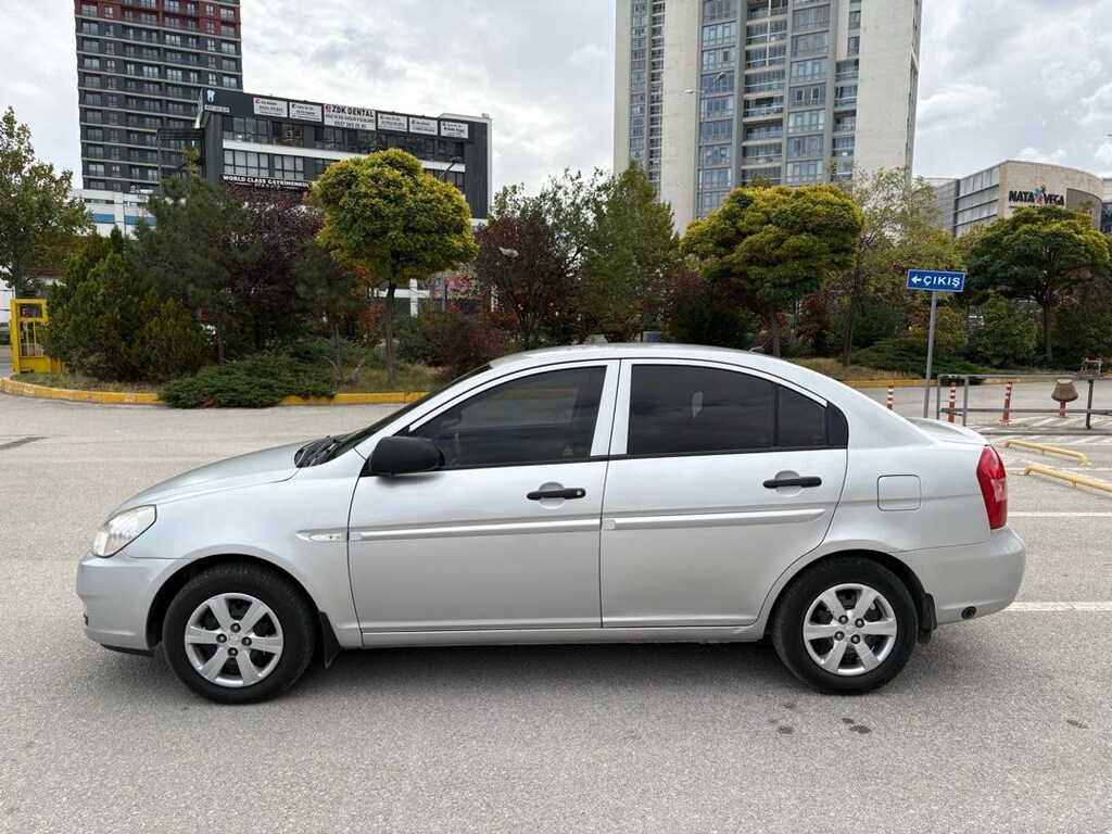 Hyundai Accent Era 1.4 Team(ov) OTOMATİK - 6