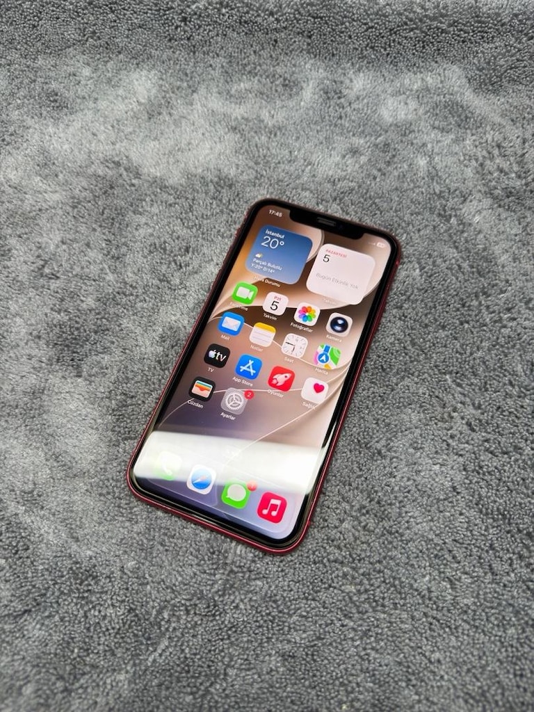 iPhone 11 128gb kutu fatura var - 2
