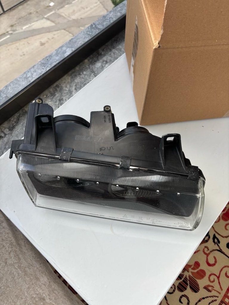 e36 compact orjinal far - 2