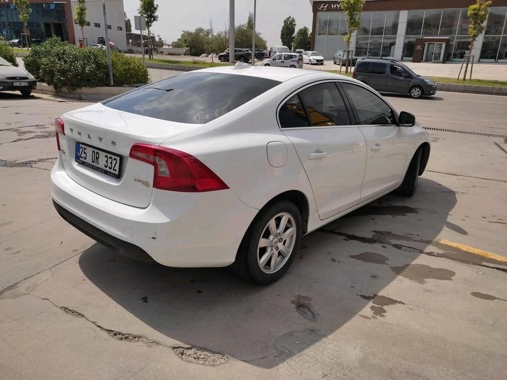 Volvo S60 sahibinden preminyum orjinal - 11