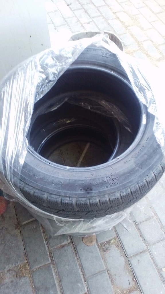 195/60R/15 araç lastiği - 3