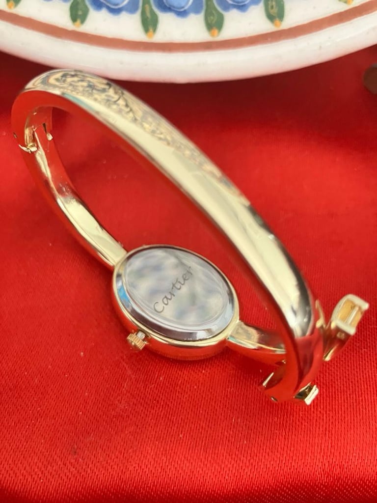 Cartier beyaz Kadranlı Gold Kelepçe Kadın Saat - 10