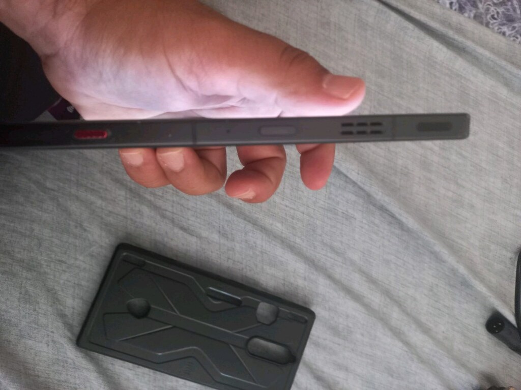 redmagic 8 pro oyuncu laptop tks olur - 3