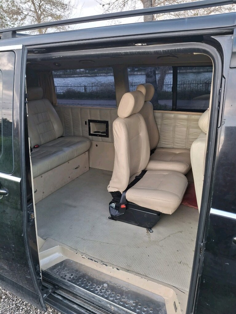VOLKSWAGEN CARAVELLE 2.5 YARI VİP SÜPER ORİJİNAL VE DÜŞÜK KM 148 BİNDE - 8