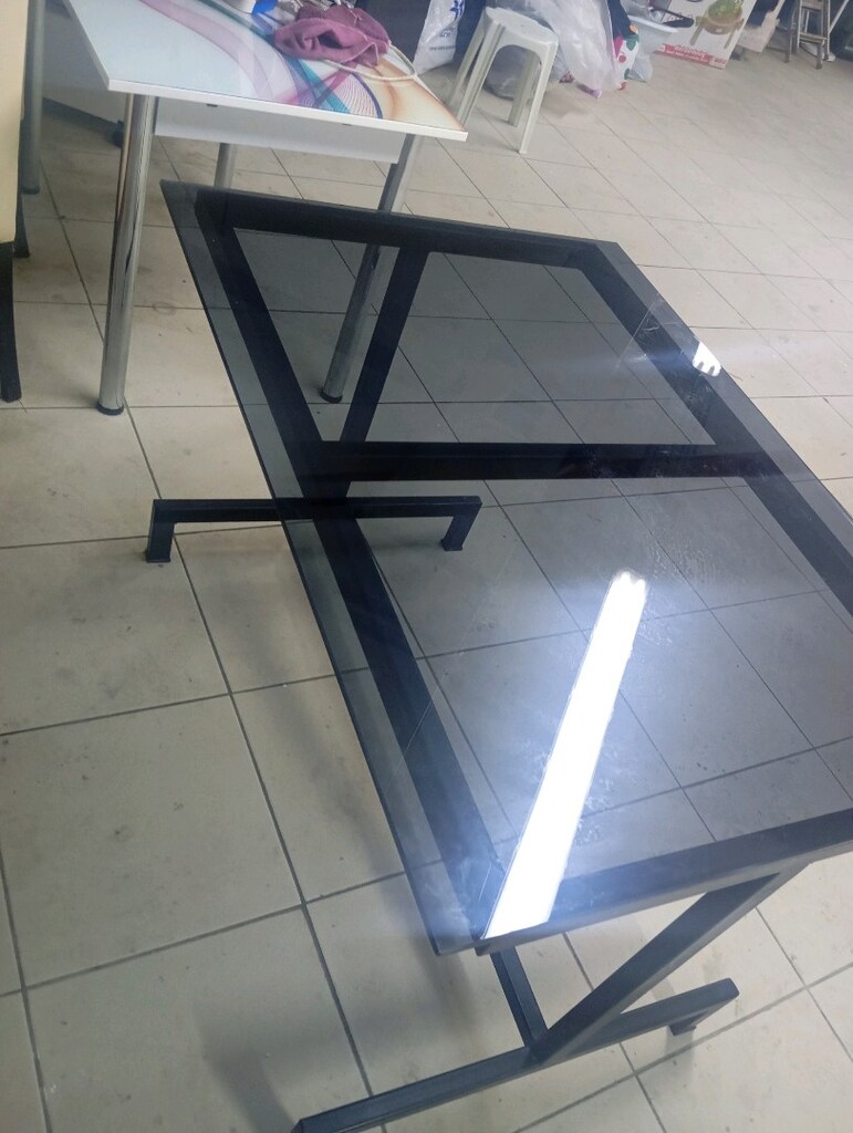 camlı masa - 5