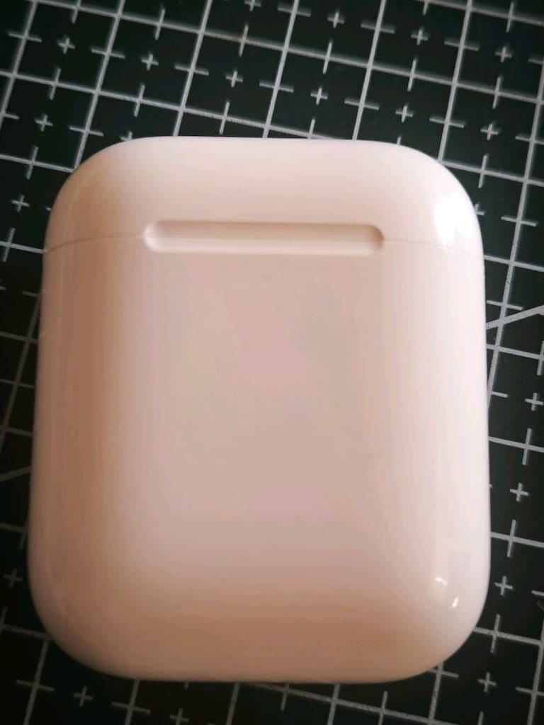orjinal airpods 2. nesil 2019 A1602 şarj kutusu. A2032 kulaklık - 2