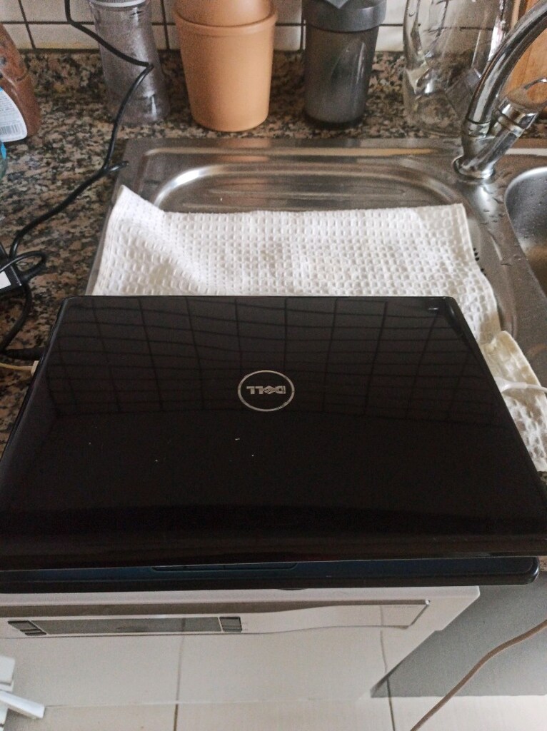 dell n4030 leptop i3 1 nesil ihtiyaci olana satilik - 2