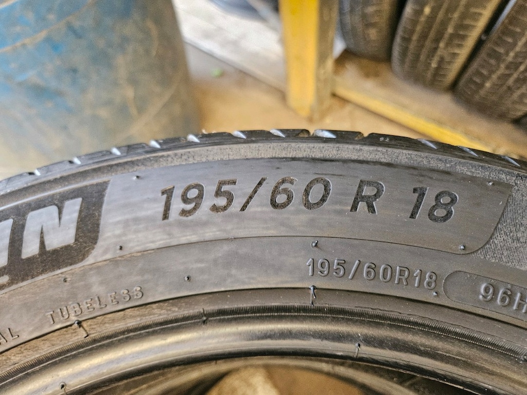 195 60 18 h Michelin 2024 - 3