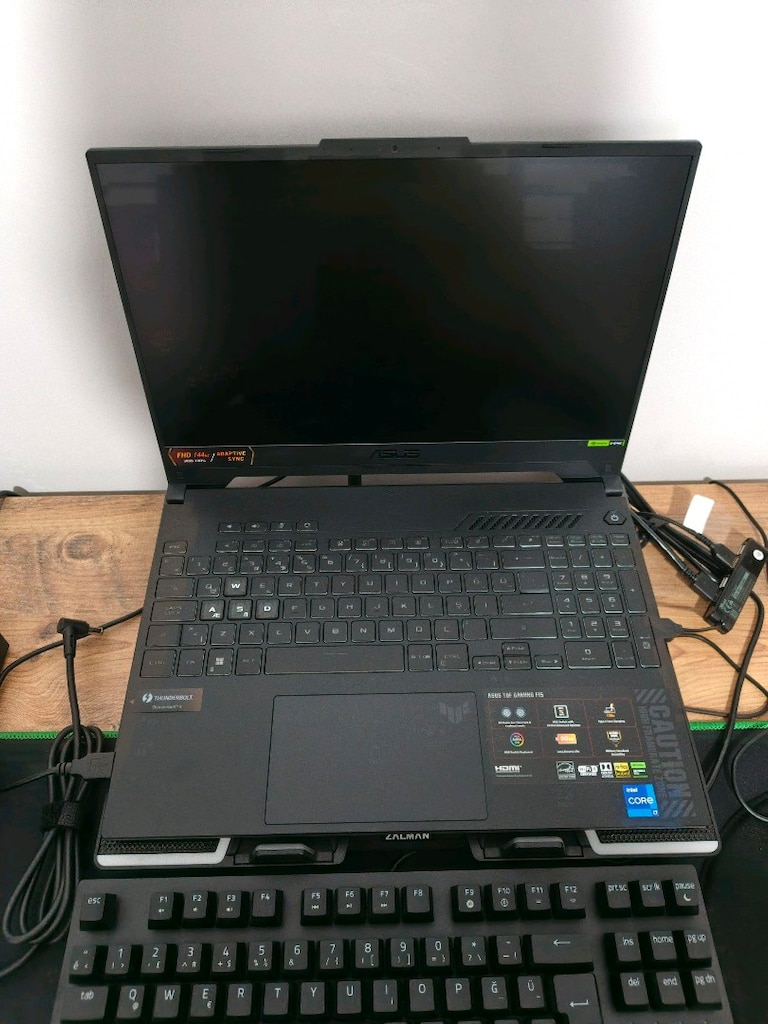 ASUS TUF GAMING F15 - 6