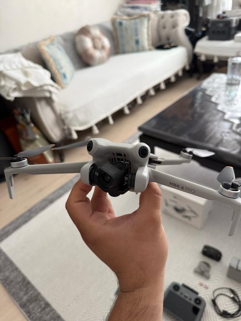 DJI MINI 4 PRO FLY MORE COMBO PLUS (DJI RC 2) - 9