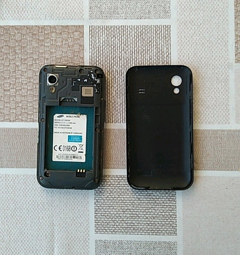Nostaljik ve yedek parçalık telefonlar - 14