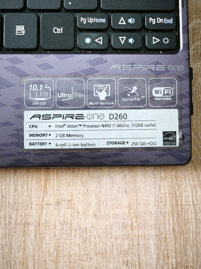 Acer Aspire One D260 Laptop netbook - 6