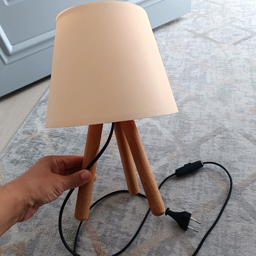 3 ayaklı beyaz tripod lambader ve abajur 2'si birlikte verilecektir - 6