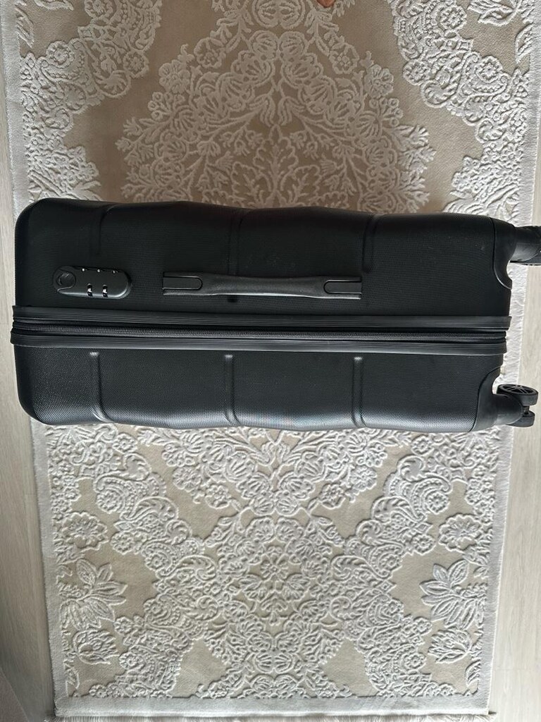 NK Marka Sert Plastik Orta Boy Valiz - 4
