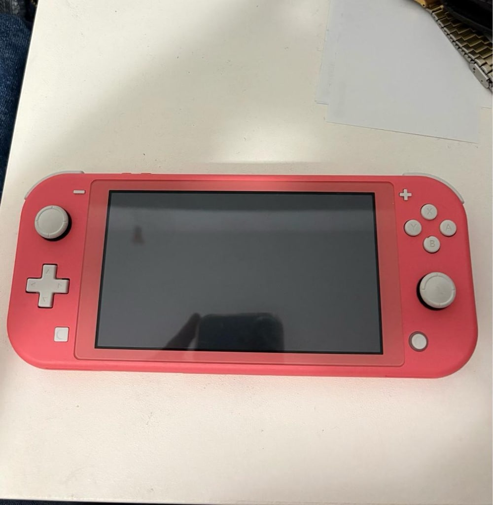 Nintendo Switch Lite - 3