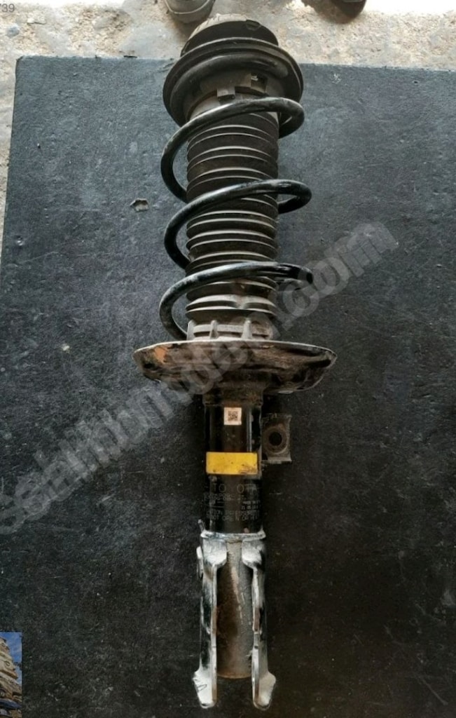 TOYOTA YARİS 1.5 HİBRİT ORİJİNAL SAĞ ÖN AMARTİSÖR - 3