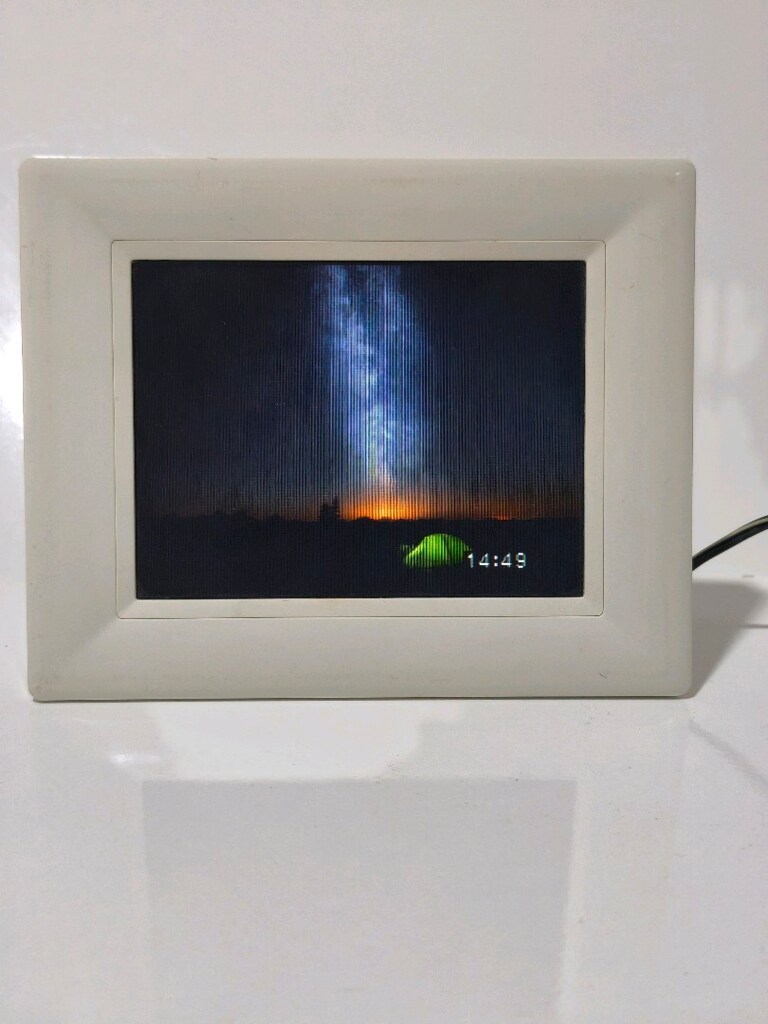 Philips 5,6" Dijital Resim Çerçevesi - 2