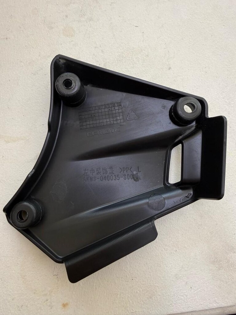 CF Moto Sr 250 Sol Kuyruk Alt Plastiği Orjinal - 2